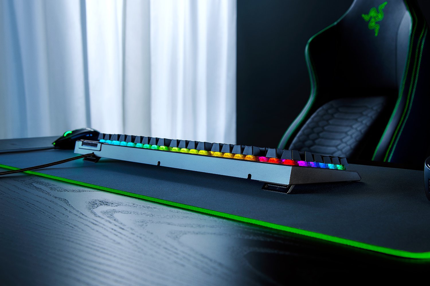 Razer BlackWidow V4 X - Mechanical Gaming Keyboard: Green Switches - (Arabic Layout) - Image 3
