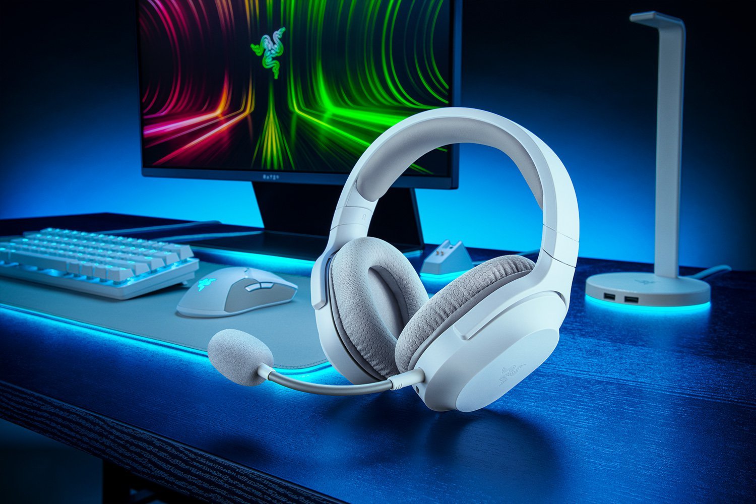 Razer Barracuda X (2022) - Wireless Multi-Platform Gaming and Mobile Headset - Mercury White - FRML Packaging RZ04-04430200-R3M1 - Image 3
